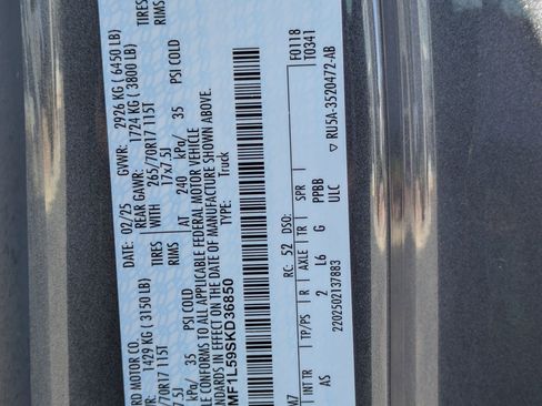 Used 2025 Ford F150 XL w/ Equipment Group 103A High image 30