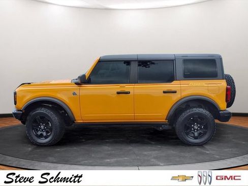 Used 2022 Ford Bronco Black Diamond AWD/4WD image 2