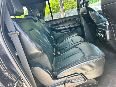 Used 2021 Ford Expedition Max Limited RWD image 10