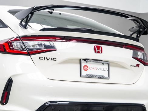 Used 2023 Honda Civic Type R image 13