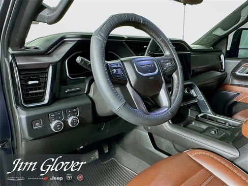 Used 2024 GMC Sierra 3500 Denali Ultimate image 25