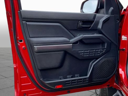 Used 2024 Toyota Tacoma SR5 RWD image 21