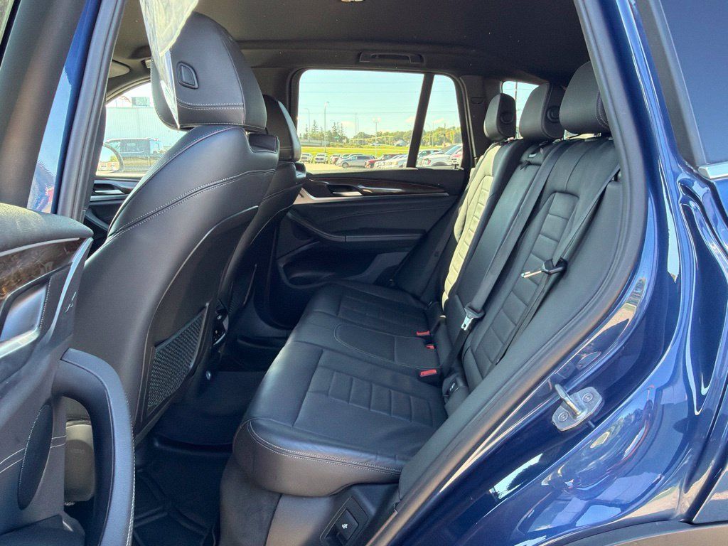 Used 2019 BMW X3 xDrive30i w/ Driving Assistance Package AWD/4WD image 20