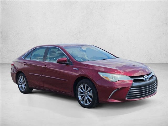 Used 2015 Toyota Camry XLE w/ Moonroof Package FWD image 3