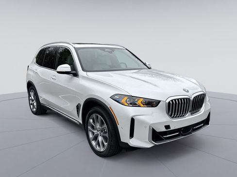 New 2026 BMW X5 xDrive50e w/ Climate Comfort Package image 1