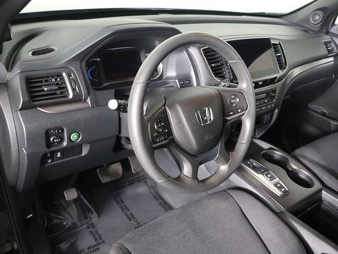 Used 2022 Honda Pilot Sport image 25