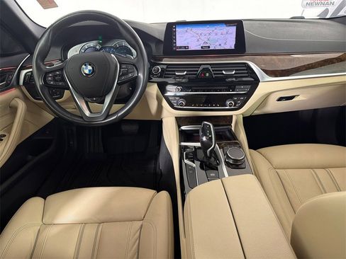 Used 2019 BMW 540i image 25