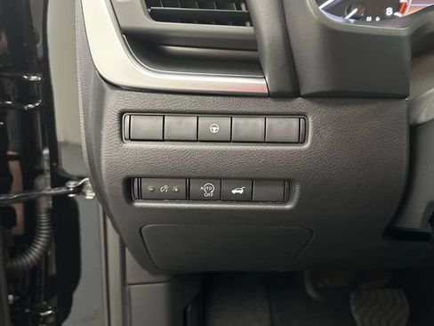 New 2026 Nissan Rogue SV AWD/4WD image 19