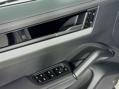 New 2026 Porsche Cayenne AWD/4WD image 11
