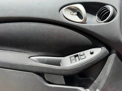 Used 2012 Nissan 370Z Coupe RWD image 9