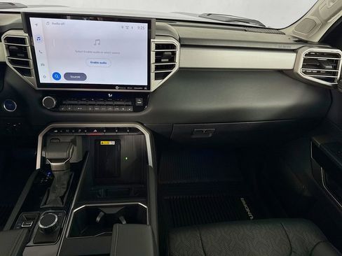 Used 2024 Toyota Tundra Limited image 28