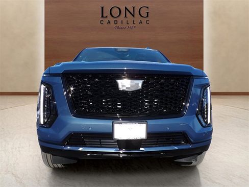 New 2026 Cadillac Escalade Platinum Sport w/ LPO, ONYX Package image 2