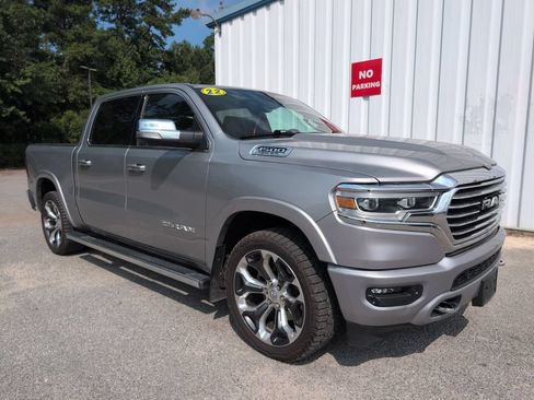 Used 2022 RAM 1500 Limited w/ Body-Colour Bumper Group AWD/4WD image 1
