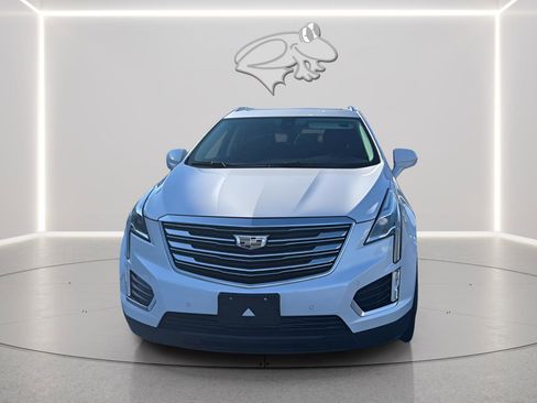 Used 2017 Cadillac XT5 Luxury w/ Driver Awareness Package image 16