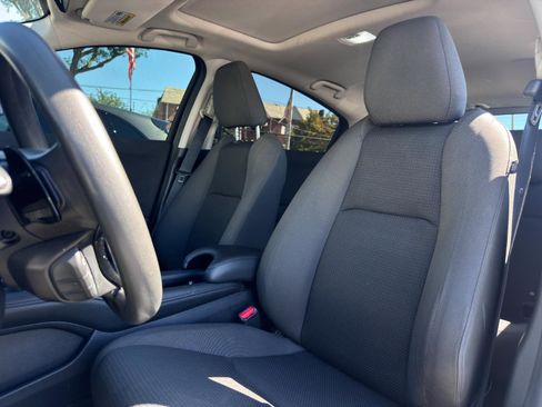 Used 2019 Honda HR-V EX image 15