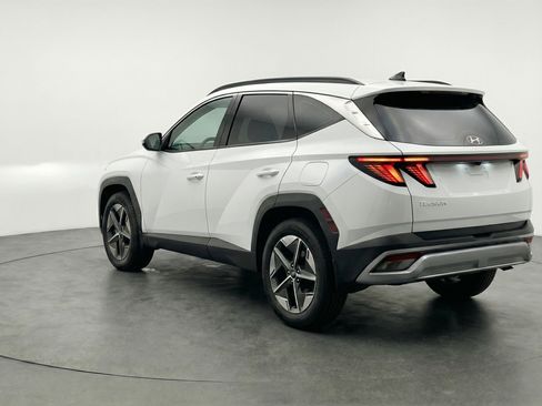 Used 2025 Hyundai Tucson SEL FWD image 6