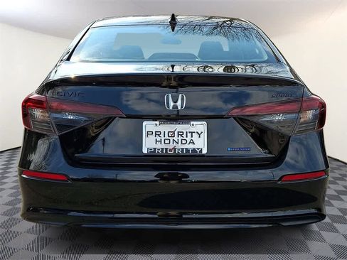 Used 2026 Honda Civic Sport image 5