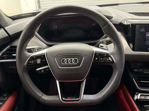 Used 2024 Audi RS e-tron GT w/ Carbon Performance Package AWD/4WD image 14
