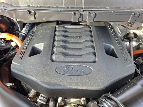 Certified 2023 Ford F150 XLT w/ Equipment Group 302A High image 27