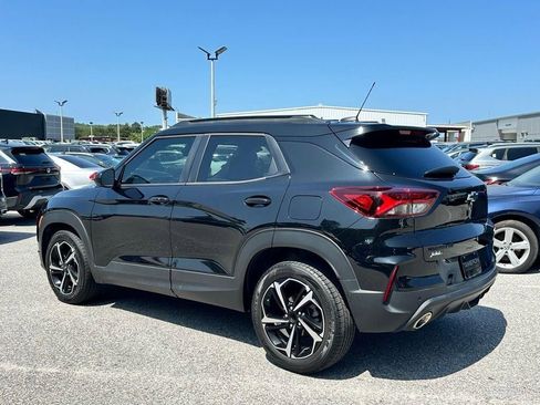 Used 2021 Chevrolet TrailBlazer RS w/ Technology Package FWD image 26
