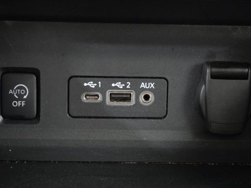 Used 2024 Nissan Sentra SV image 21