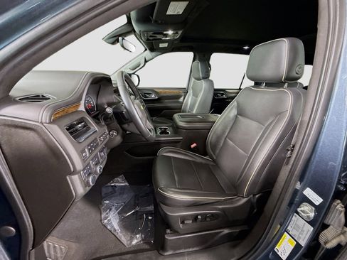 Used 2021 Chevrolet Tahoe Premier w/ Premium Package AWD/4WD image 22