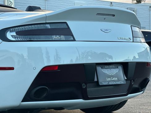 Used 2017 Aston Martin V12 Vantage S image 8