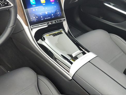 Certified 2025 Mercedes-Benz C 300 Sedan image 12