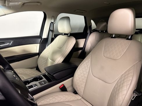 Used 2023 Ford Edge Titanium w/ Cargo Accessory Package AWD/4WD image 17