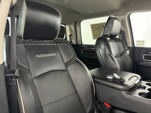 Used 2024 RAM 2500 Laramie w/ Safety Group AWD/4WD image 28