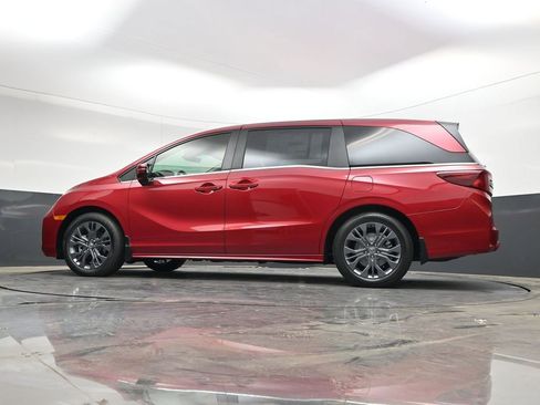 New 2026 Honda Odyssey Touring image 30