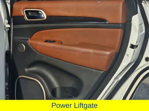 Used 2016 Jeep Grand Cherokee Summit w/ Platinum Series Group image 40