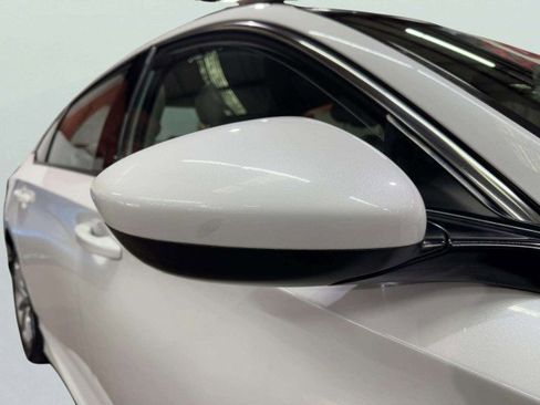 Used 2019 Honda Accord LX image 14