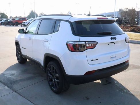 New 2026 Jeep Compass Latitude image 21