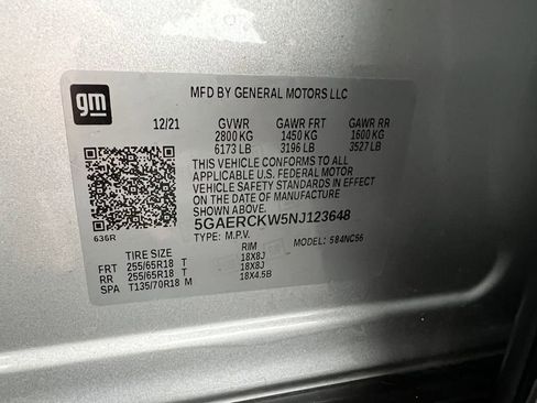 Used 2022 Buick Enclave Premium image 18