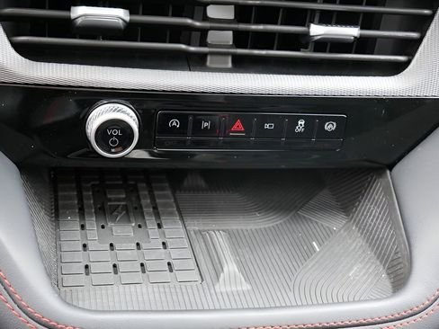 Used 2025 Ford Explorer ST w/ Sun And Sound Package AWD/4WD image 24