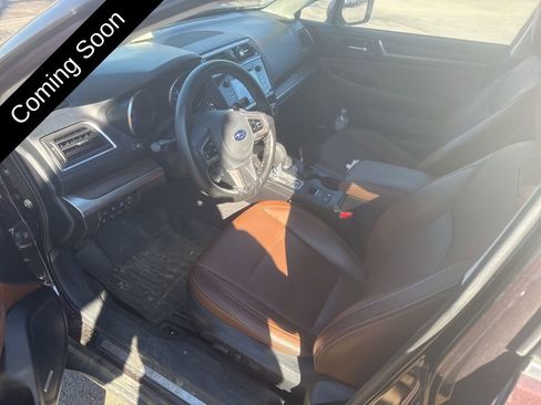 Used 2017 Subaru Outback 3.6R Touring image 10