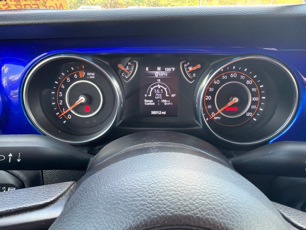 Used 2021 Jeep Wrangler Unlimited Sport AWD/4WD image 3