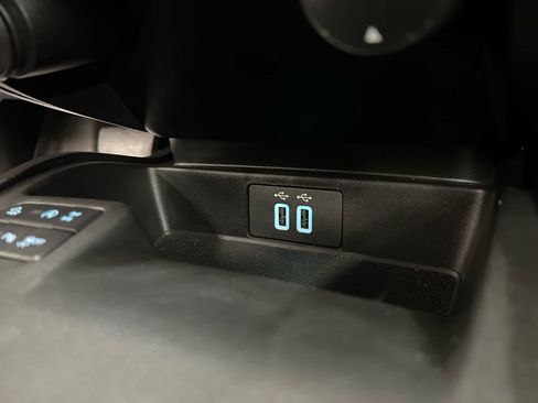 Used 2022 Ford Ranger Lariat w/ Tremor Off-Road Package image 26