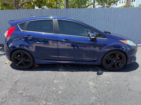 Used 2016 Ford Fiesta ST FWD image 2