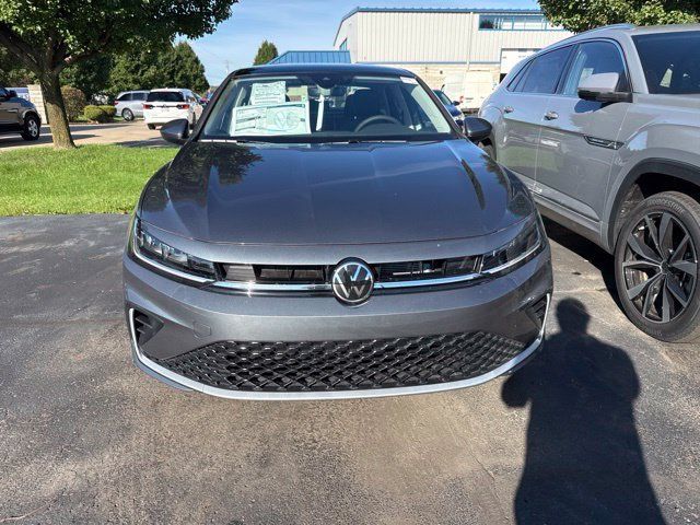 New 2027 Volkswagen Jetta SE FWD image 2