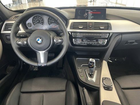 Used 2016 BMW 320i xDrive Sedan AWD/4WD image 18