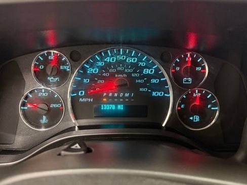 Certified 2025 Chevrolet Express 2500 w/ Driver Convenience Package RWD image 9