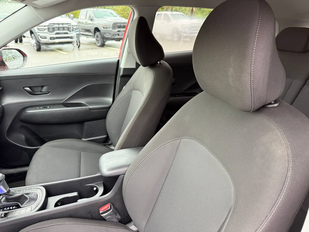Used 2024 Hyundai Kona SEL FWD image 20