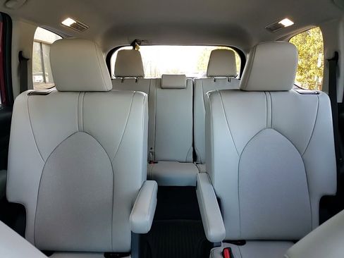 New 2026 Toyota Grand Highlander XLE AWD/4WD image 23