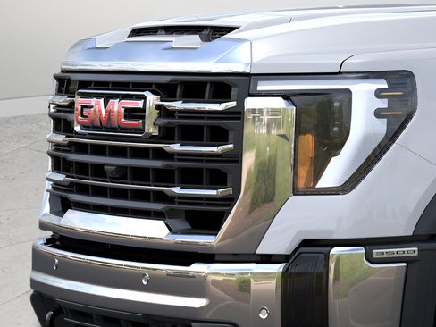 Used 2026 GMC Sierra 3500 SLE AWD/4WD image 23