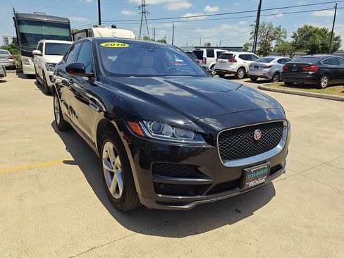 Used 2018 Jaguar F-PACE Premium AWD/4WD image 4