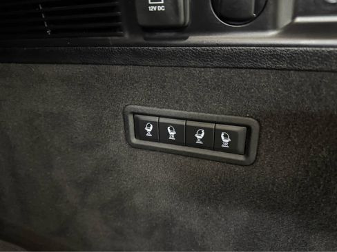 Used 2022 Jeep Grand Wagoneer Series III w/ Rear Seat Video Group 1 image 38