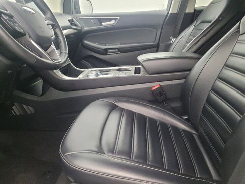 Used 2024 Ford Edge SEL image 17
