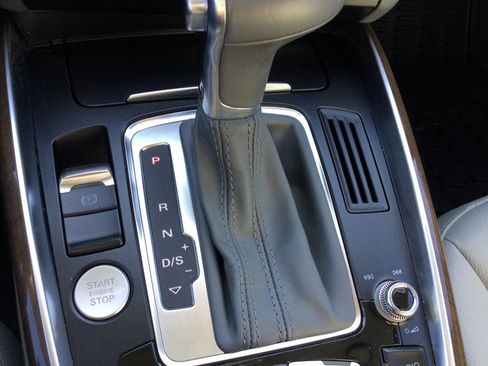 Used 2016 Audi Q5 2.0T Premium Plus w/ Technology Package image 17